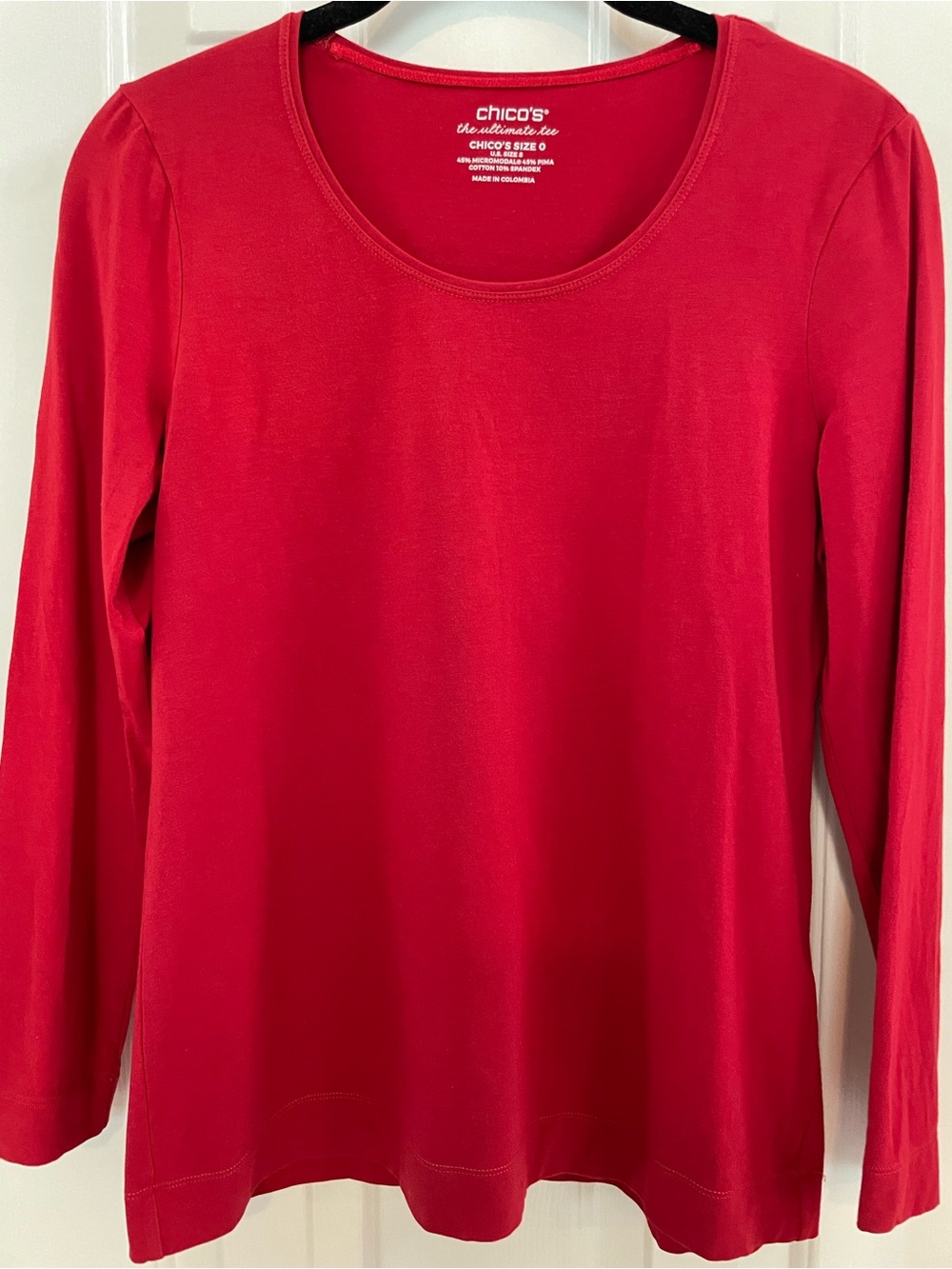 Chico's Red Scoop Neck Long Sleeve Tee